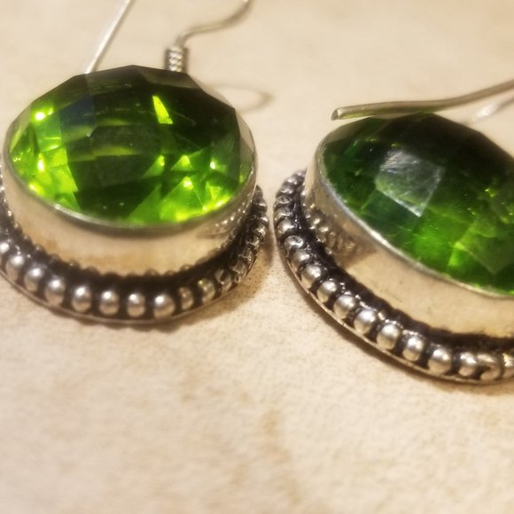 PERIDOT DANGLES IN .925 - Picture 3 of 7